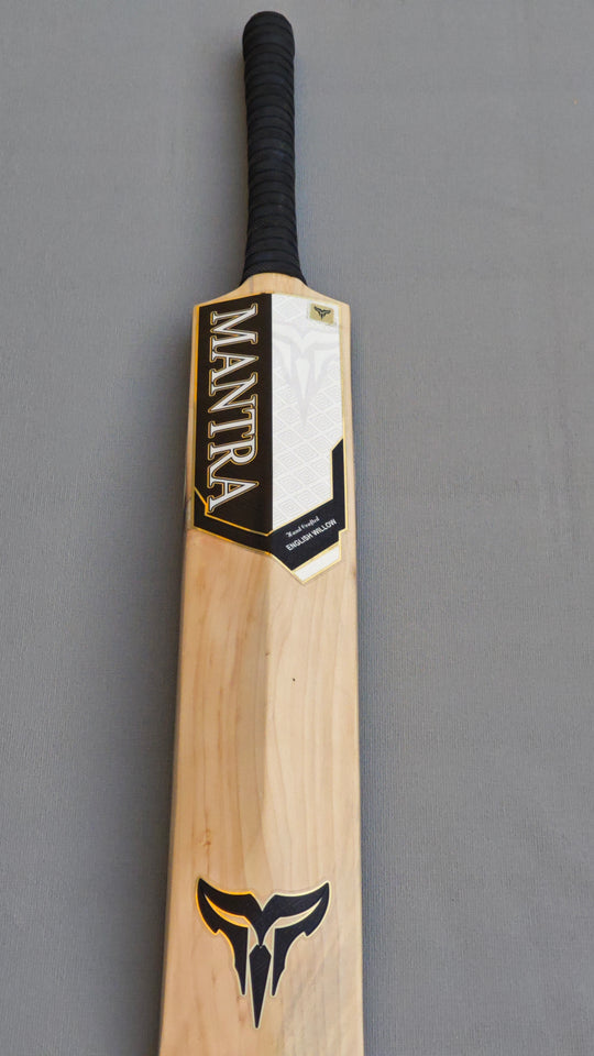 English Willow Bats - Precision Crafted. Power Delivered.