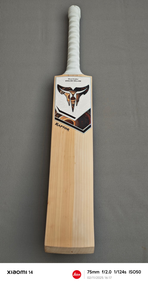 English Willow Bats - Precision Crafted. Power Delivered.