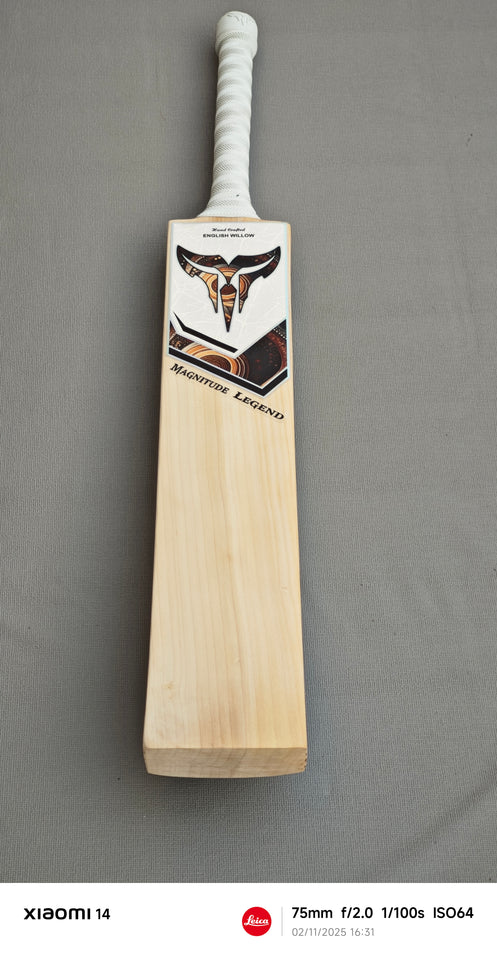 English Willow Bats - Precision Crafted. Power Delivered.